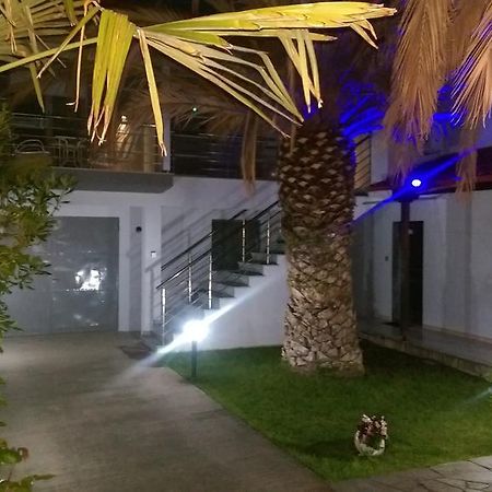 Aimilias Family Apartments Неа-Врасна Экстерьер фото