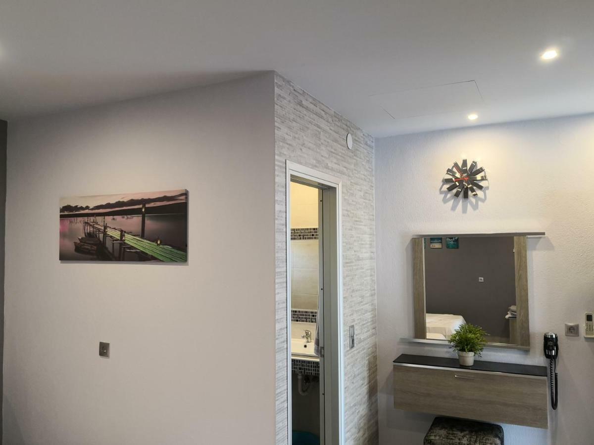 Aimilias Family Apartments Неа-Врасна Экстерьер фото